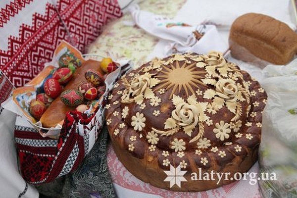 ПРАЗДНОВАНИЕ ВЕЛИКОДНЯ В КИЕВЕ